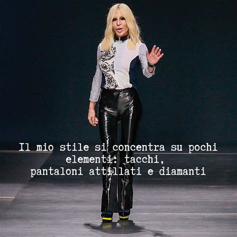 tacchi donatella versace